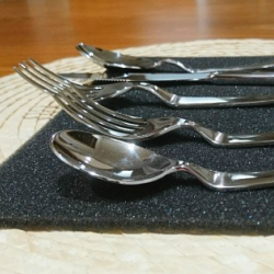 スタイリッシュで衛生的なカトラリー✨HEAD UP FLATWARE ディナーセット