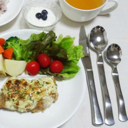 ヘッドを浮かせた特殊構造♪カトラリー HEAD UP FLATWARE ディナーセット 5PCS